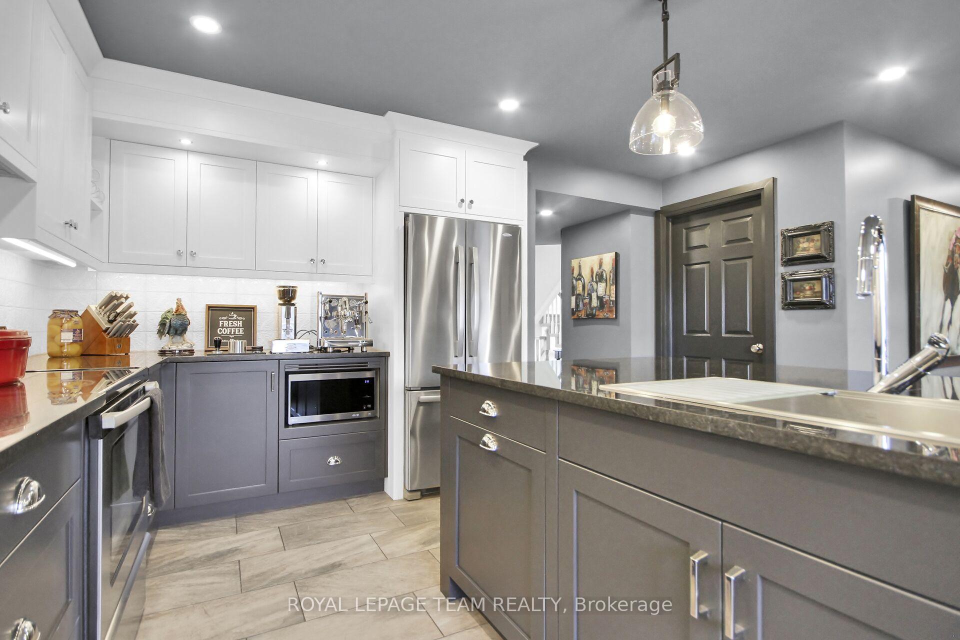 Photo 7 of Unit 7, 4448 Harper Avenue, Ottawa, Carson Grove — HOMEH
