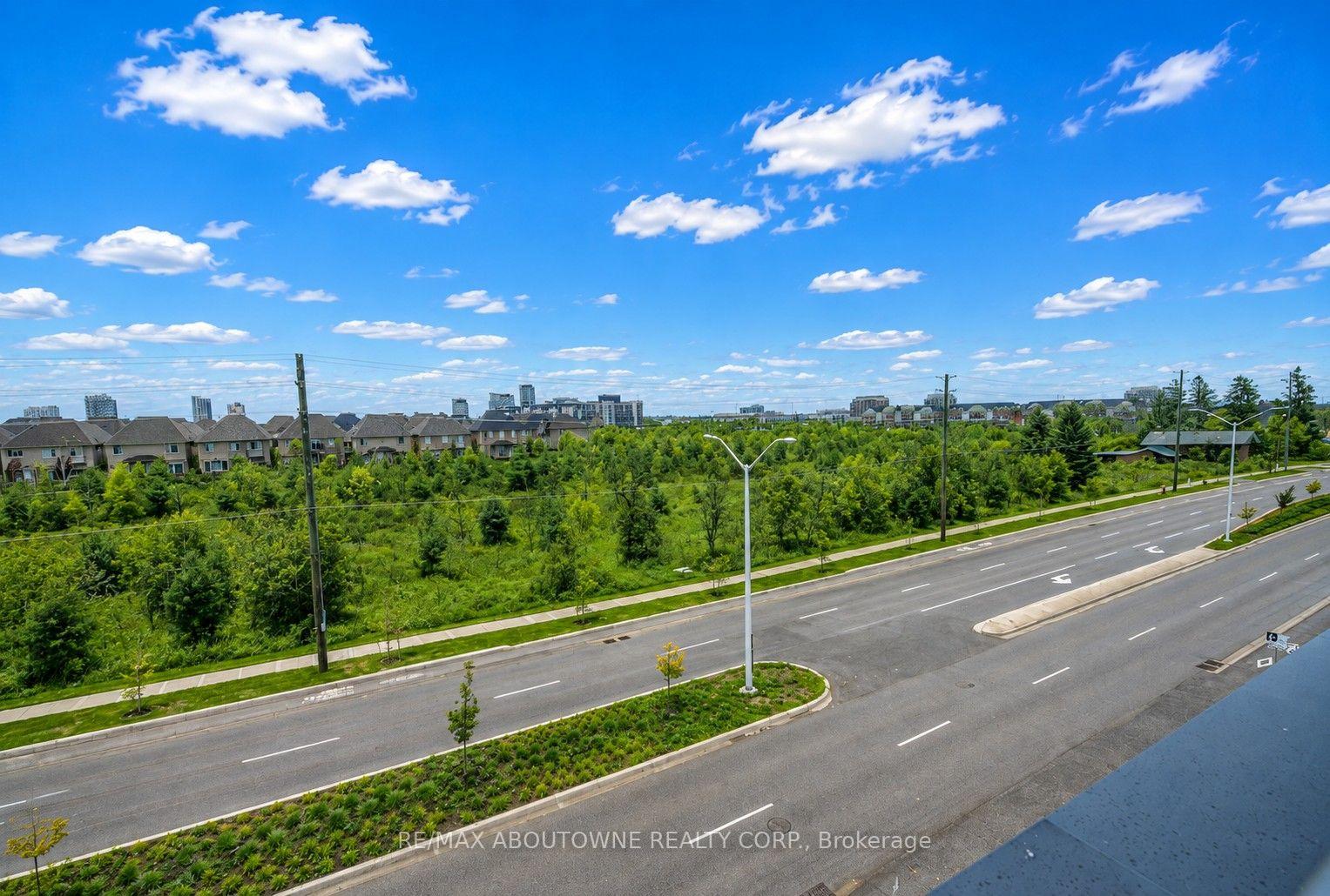 Photo 16 of Unit 321, 3078 Sixth Line, Oakville, Glenorchy — HOMEH