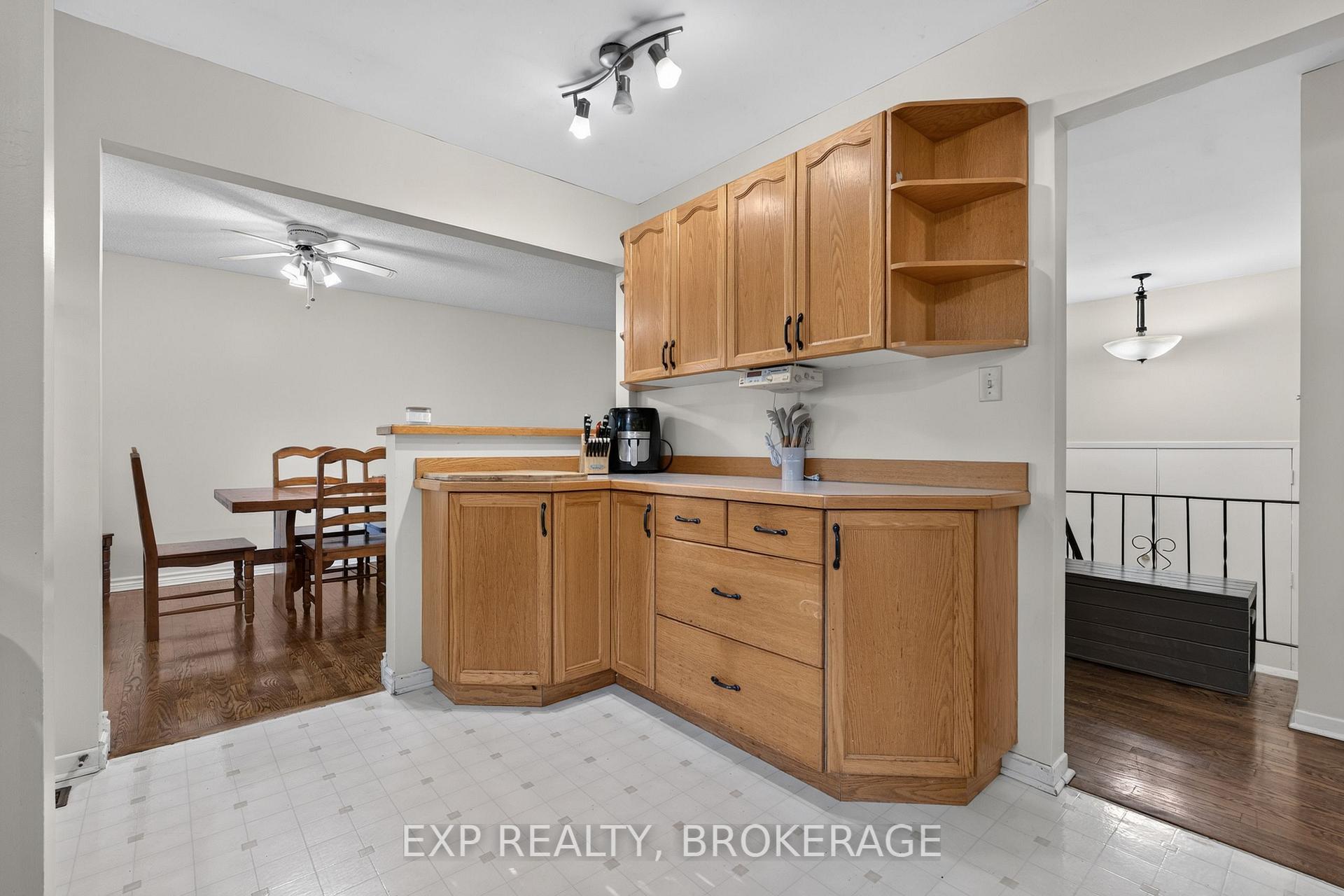 Photo 14 of 920 Safari Drive, Kingston, North of Taylor-Kidd Blvd — HOMEH