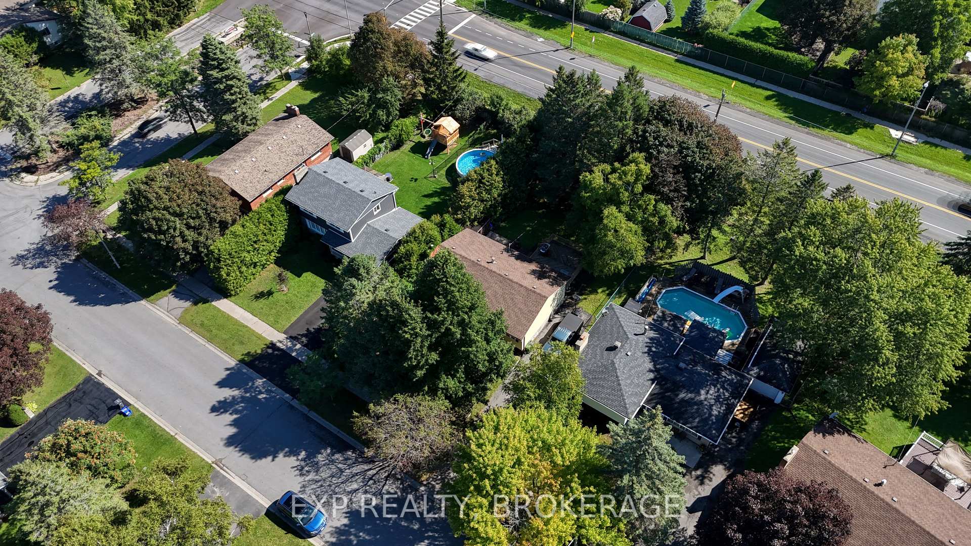 Photo 44 of 920 Safari Drive, Kingston, North of Taylor-Kidd Blvd — HOMEH