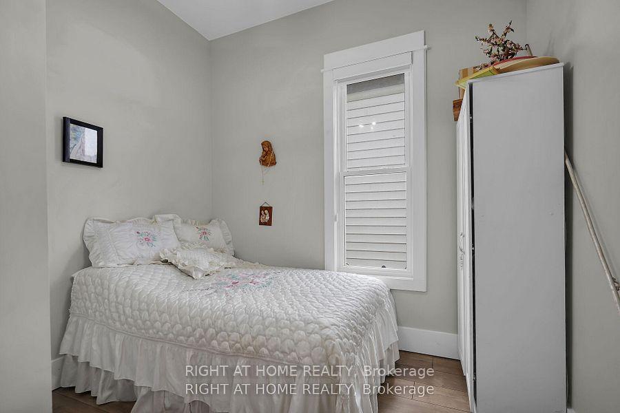 Photo 15 of 7 Myrtle Street, St. Thomas — HOMEH
