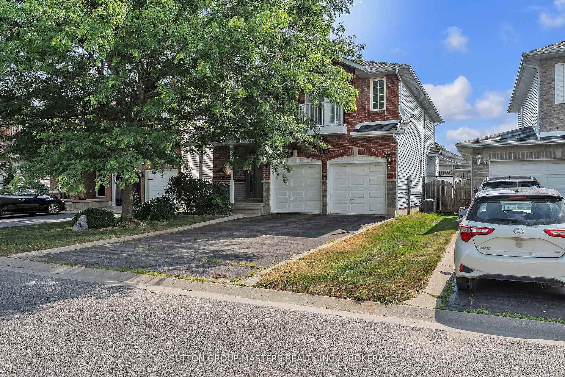 Photo 2 of 384 Emerald Street, Kingston, City Northwest — HOMEH