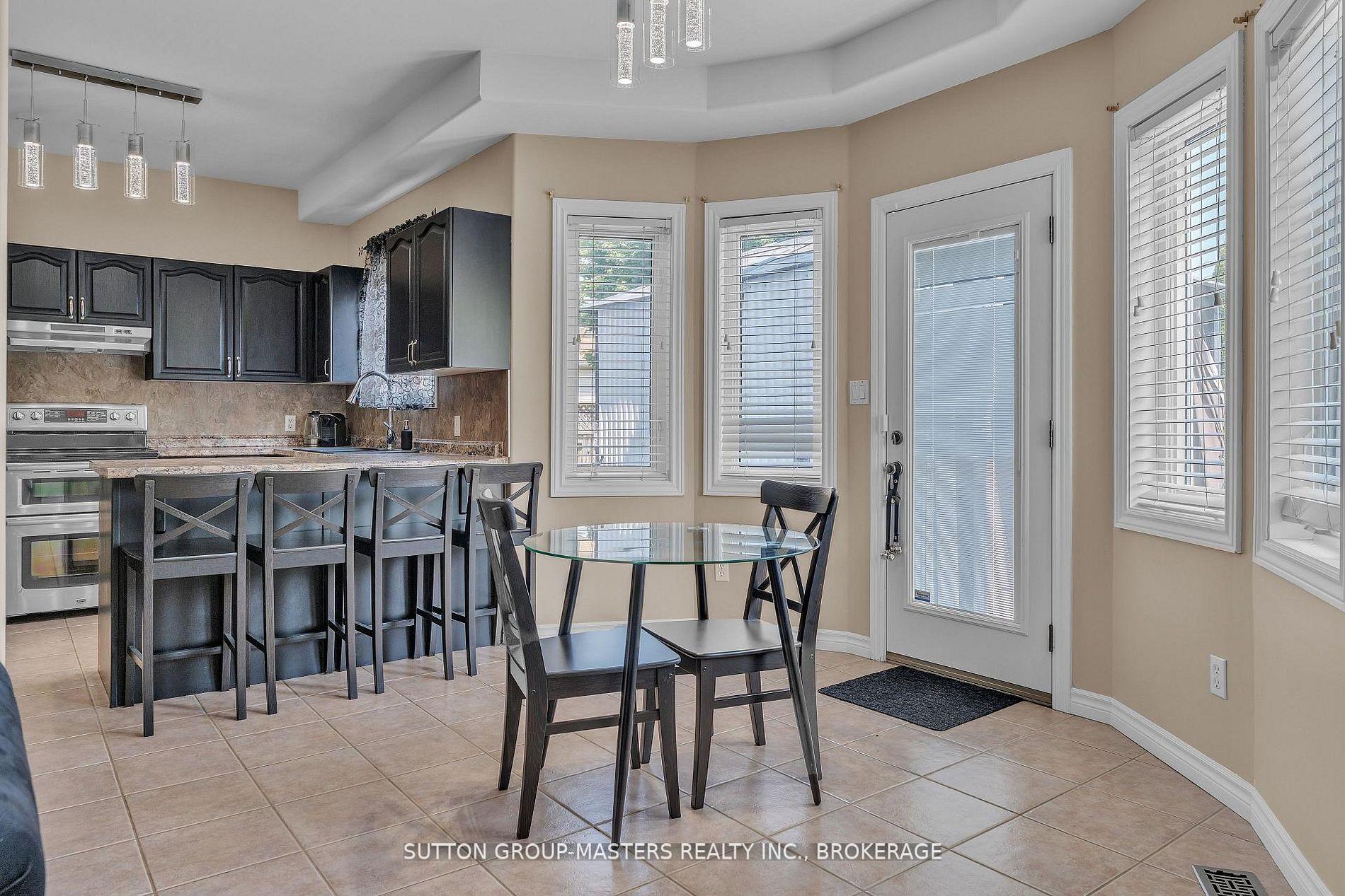 Photo 10 of 384 Emerald Street, Kingston, City Northwest — HOMEH