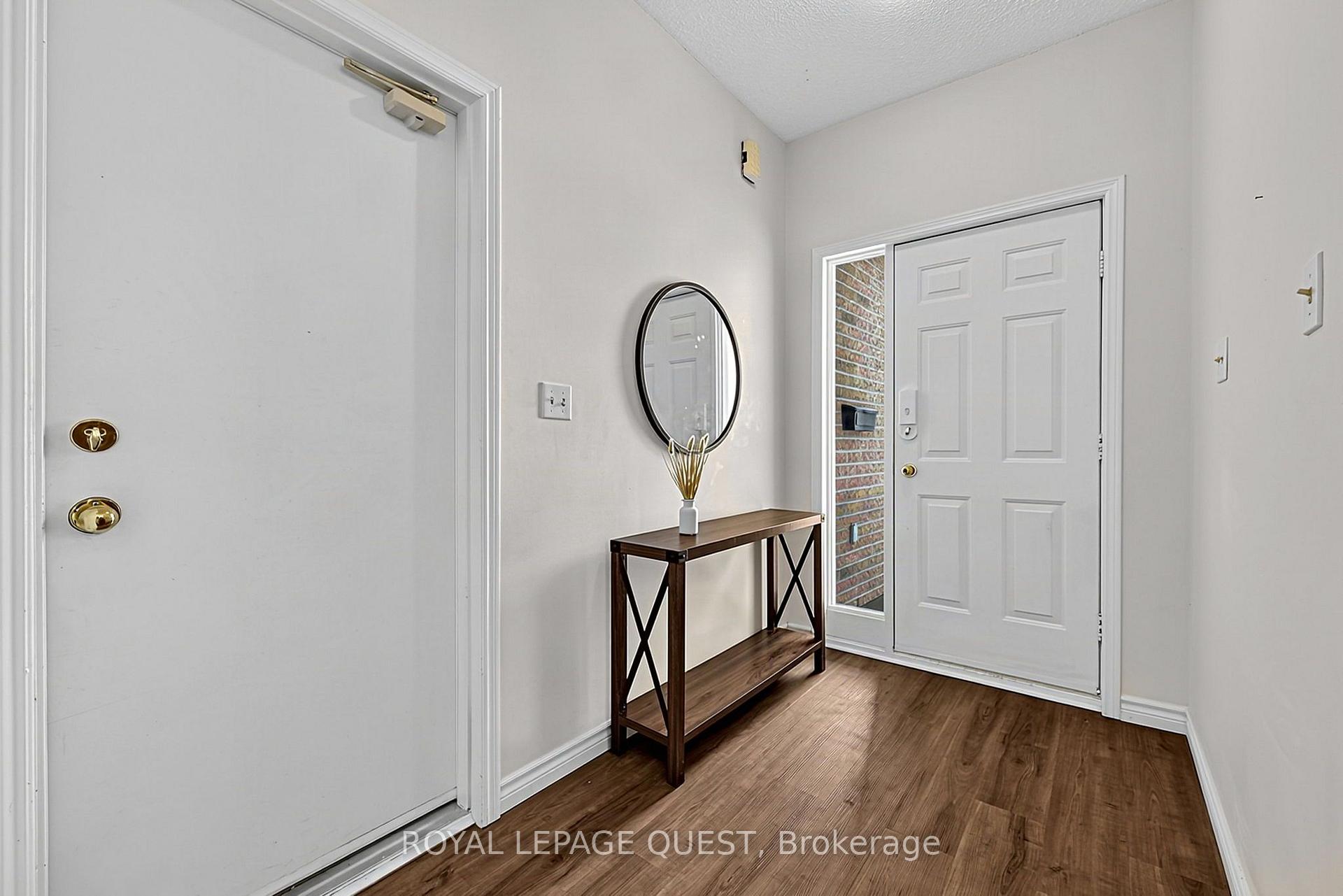 Photo 5 of 453 Mooney Crescent, Orillia — HOMEH
