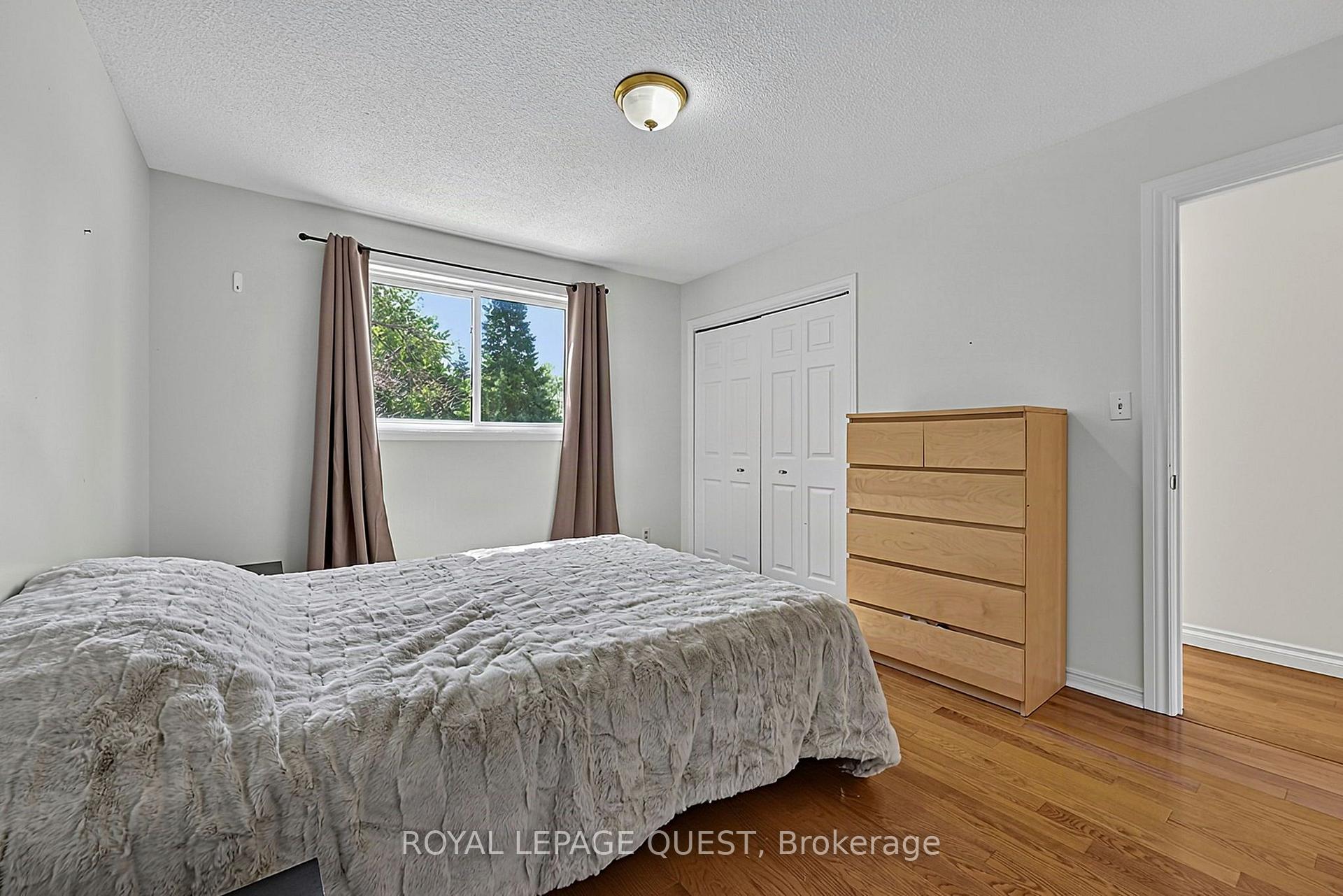Photo 17 of 453 Mooney Crescent, Orillia — HOMEH