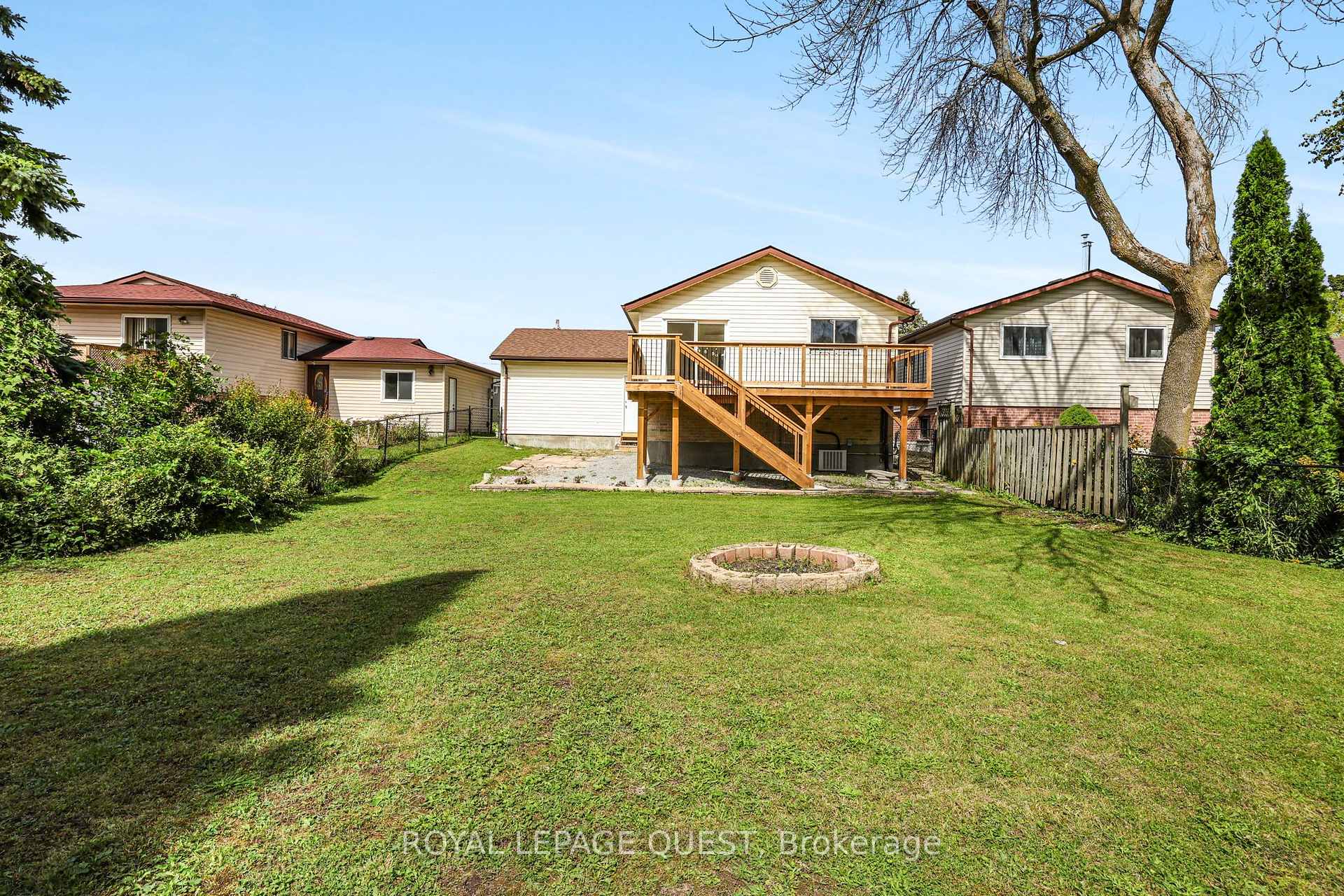 Photo 30 of 453 Mooney Crescent, Orillia — HOMEH