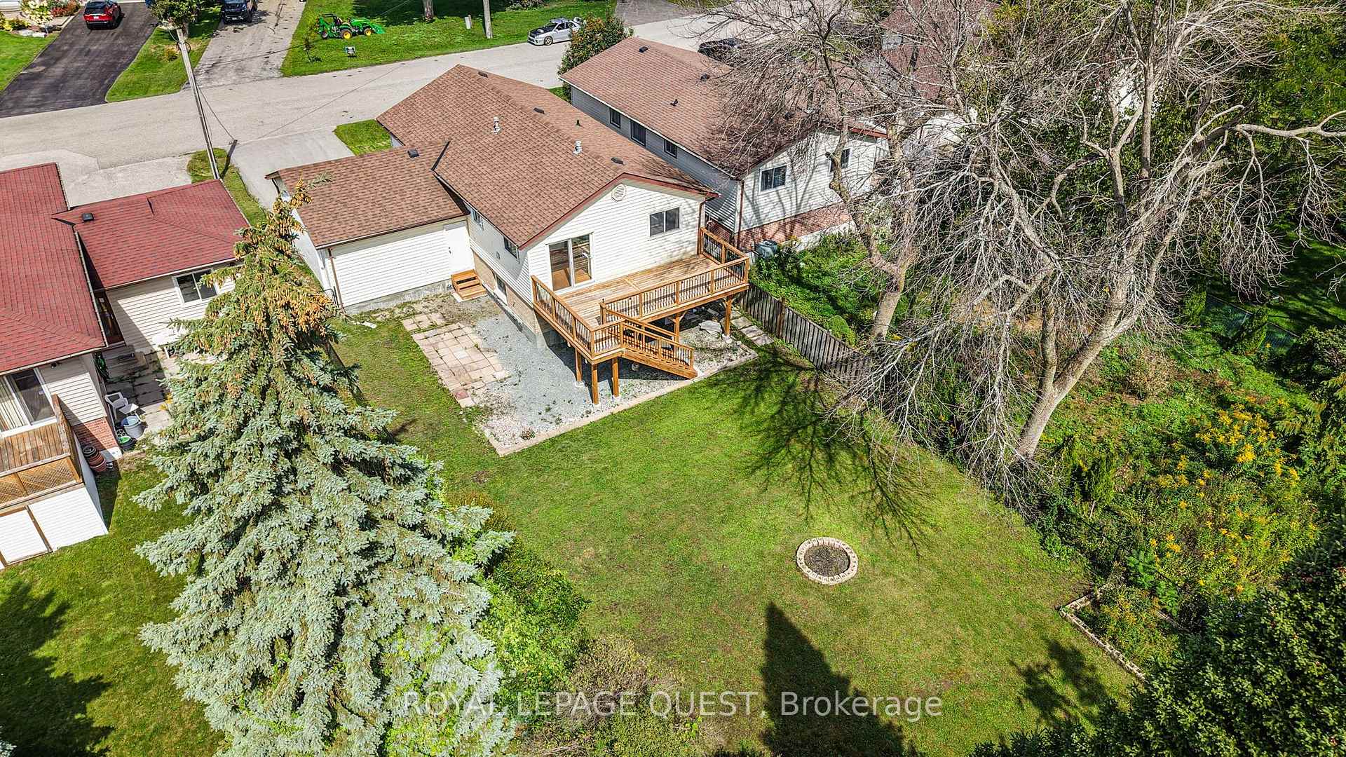 Photo 33 of 453 Mooney Crescent, Orillia — HOMEH