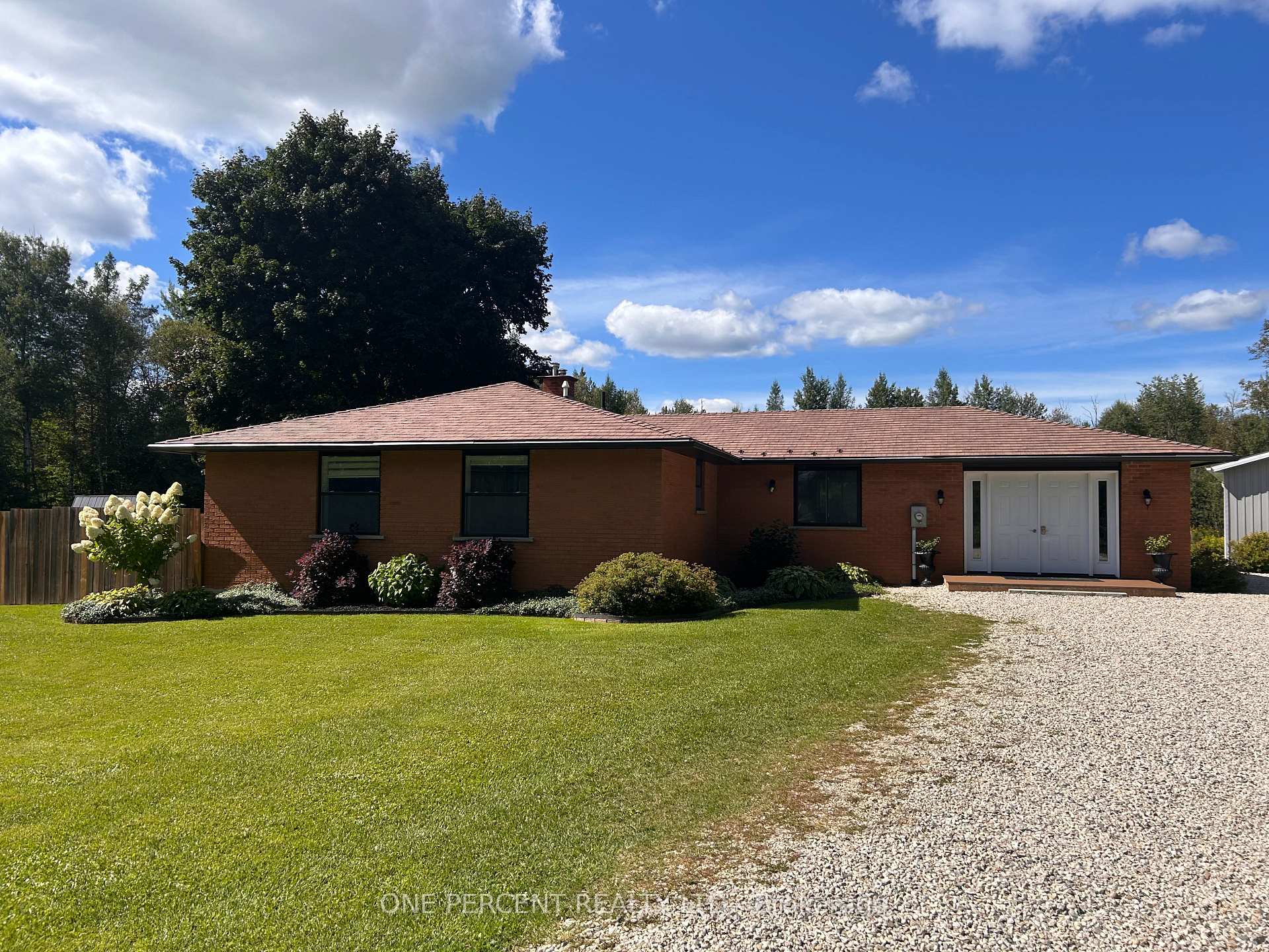 Photo of 145269 Southgate Rd 14