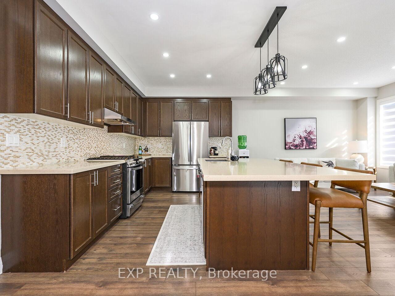 Photo 10 of 71 Donnan Drive, New Tecumseth, Tottenham — HOMEH