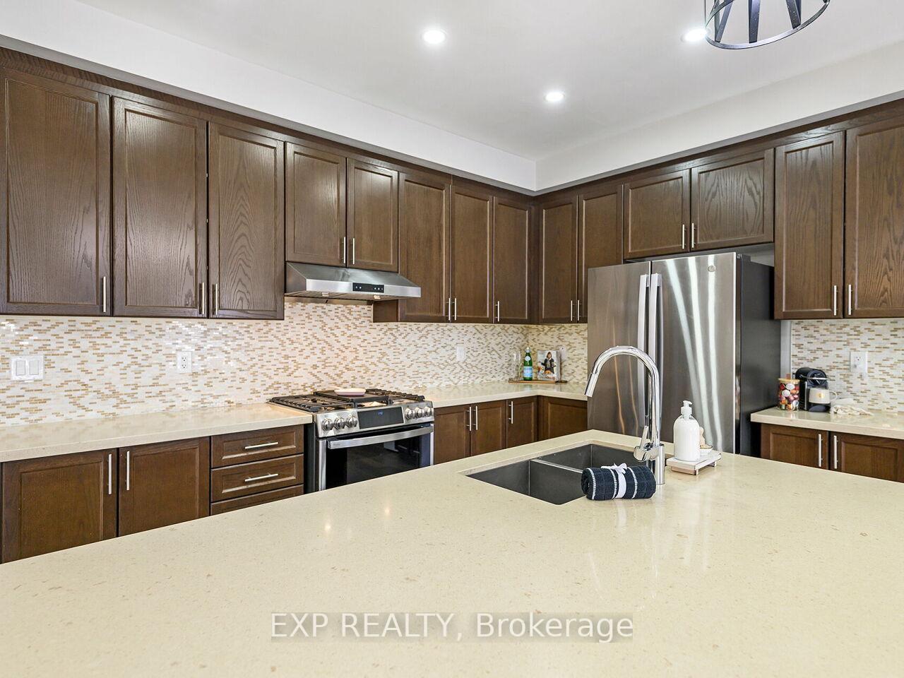 Photo 14 of 71 Donnan Drive, New Tecumseth, Tottenham — HOMEH