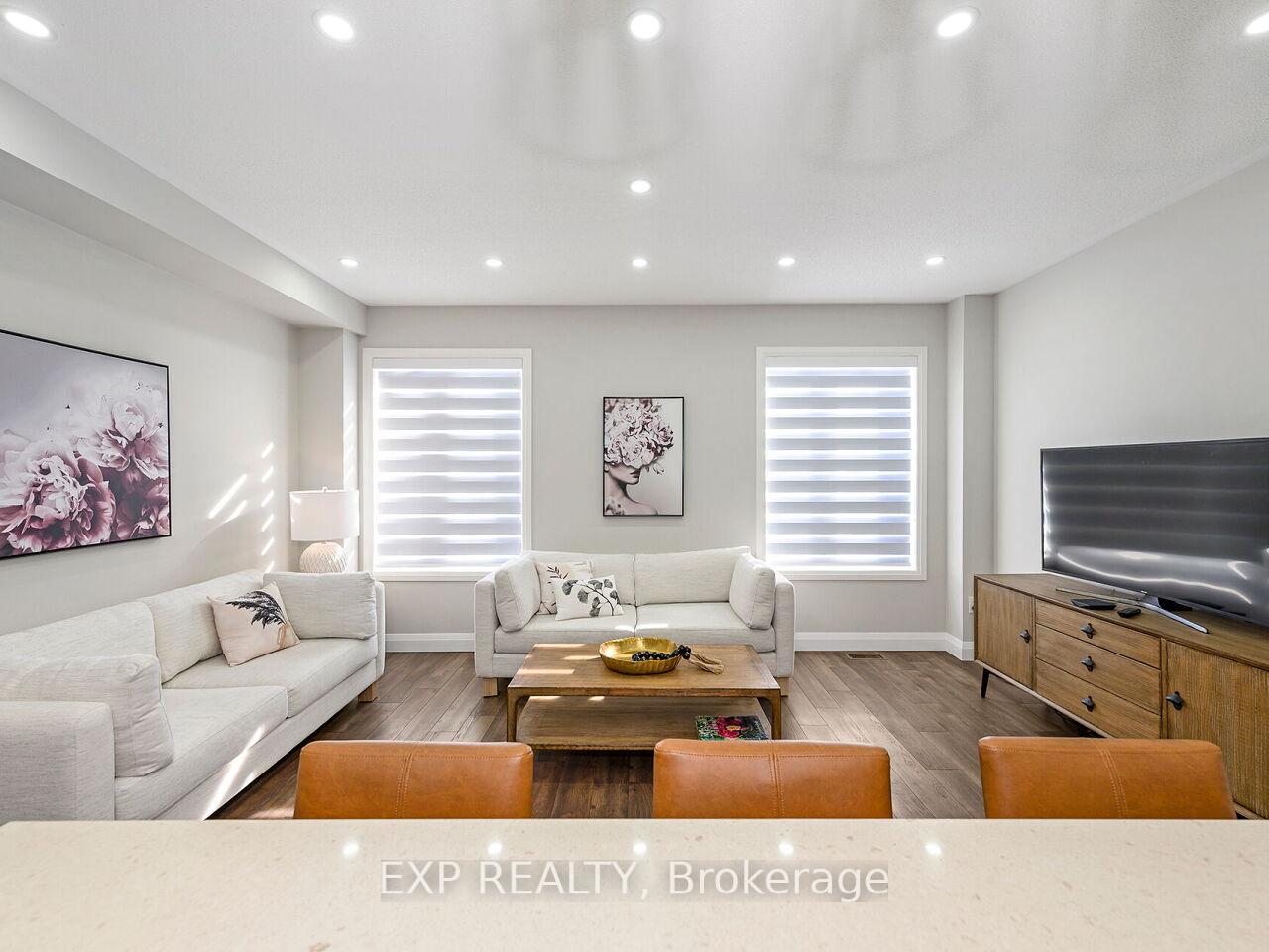 Photo 16 of 71 Donnan Drive, New Tecumseth, Tottenham — HOMEH