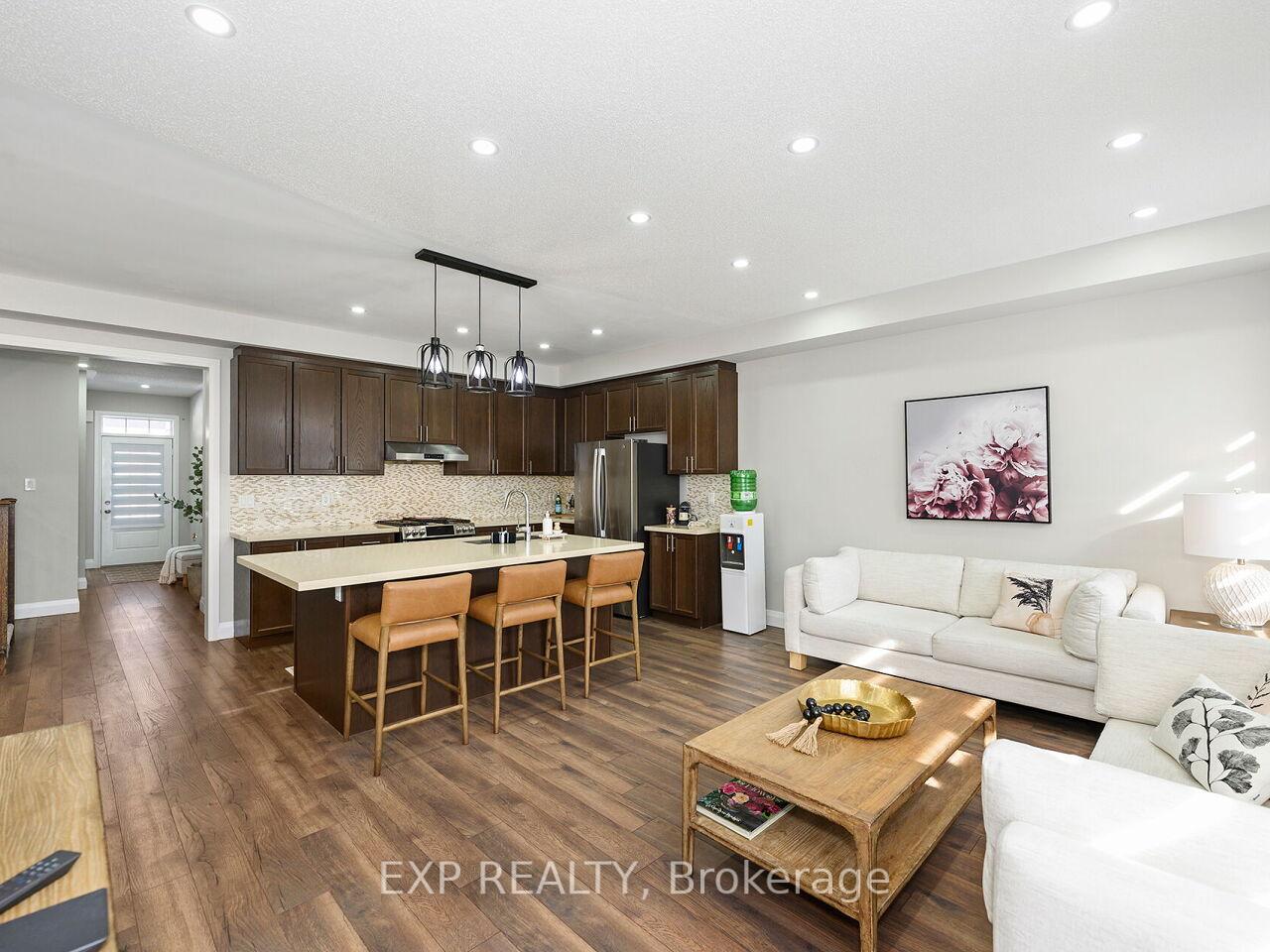 Photo 19 of 71 Donnan Drive, New Tecumseth, Tottenham — HOMEH