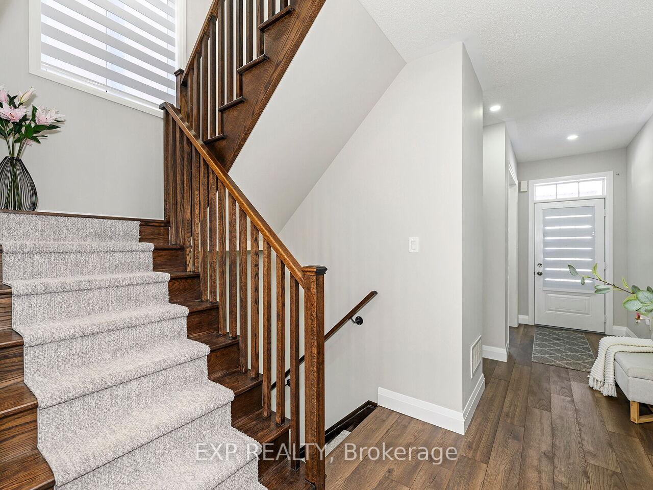Photo 20 of 71 Donnan Drive, New Tecumseth, Tottenham — HOMEH