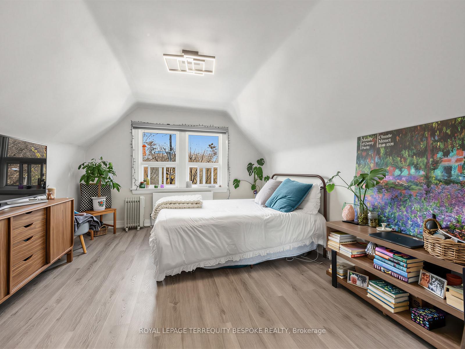 Photo 12 of 505 Parkside Drive, Toronto, High Park-Swansea — HOMEH