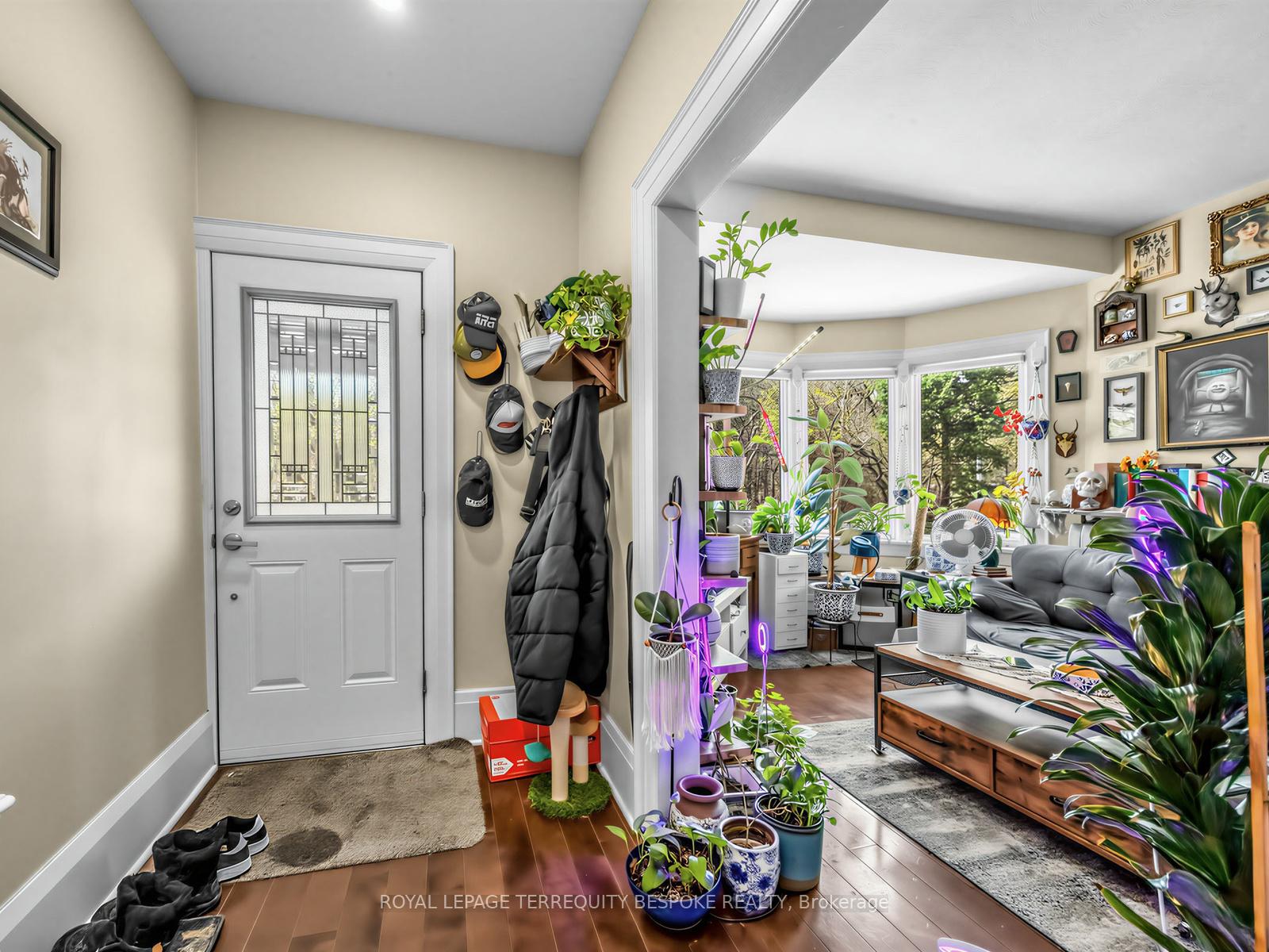 Photo 21 of 505 Parkside Drive, Toronto, High Park-Swansea — HOMEH