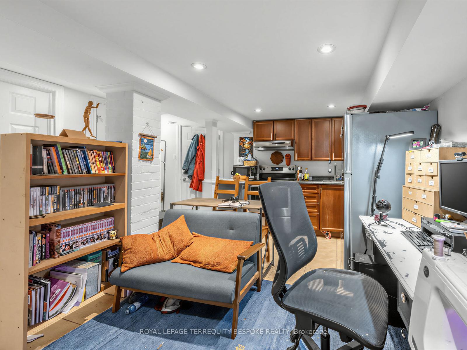 Photo 30 of 505 Parkside Drive, Toronto, High Park-Swansea — HOMEH