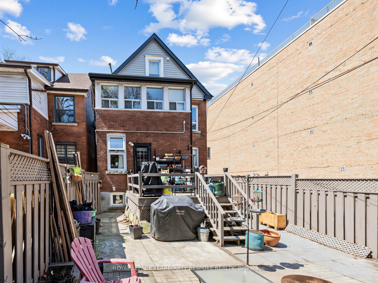 Photo 36 of 505 Parkside Drive, Toronto, High Park-Swansea — HOMEH