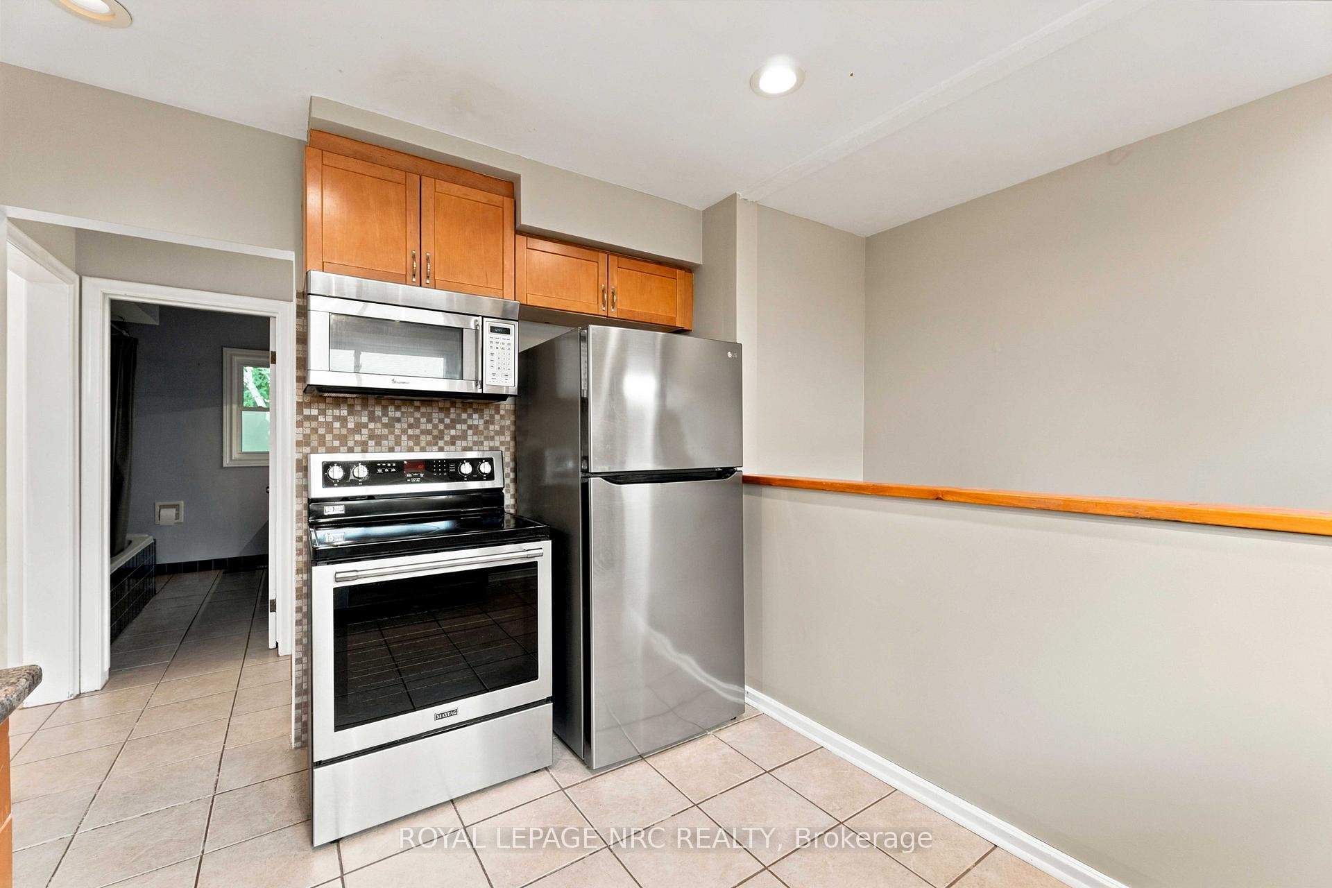 Photo 15 of 45 Woodcroft Crescent, Welland, Prince Charles — HOMEH