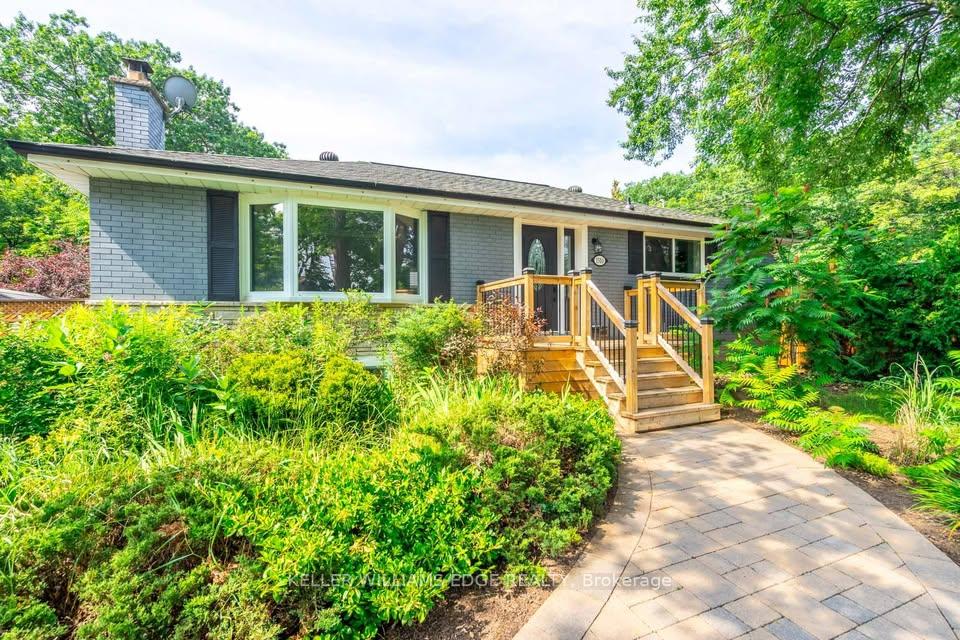 Photo 2 of Unit MAIN, 1310 Princeton Crescent, Burlington, Mountainside — HOMEH
