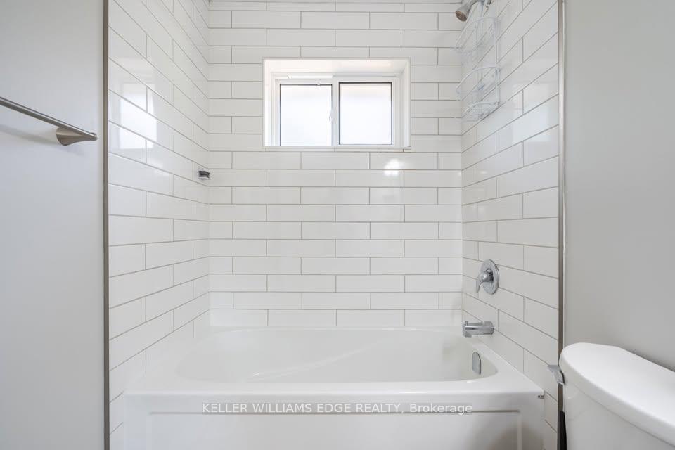 Photo 14 of Unit MAIN, 1310 Princeton Crescent, Burlington, Mountainside — HOMEH