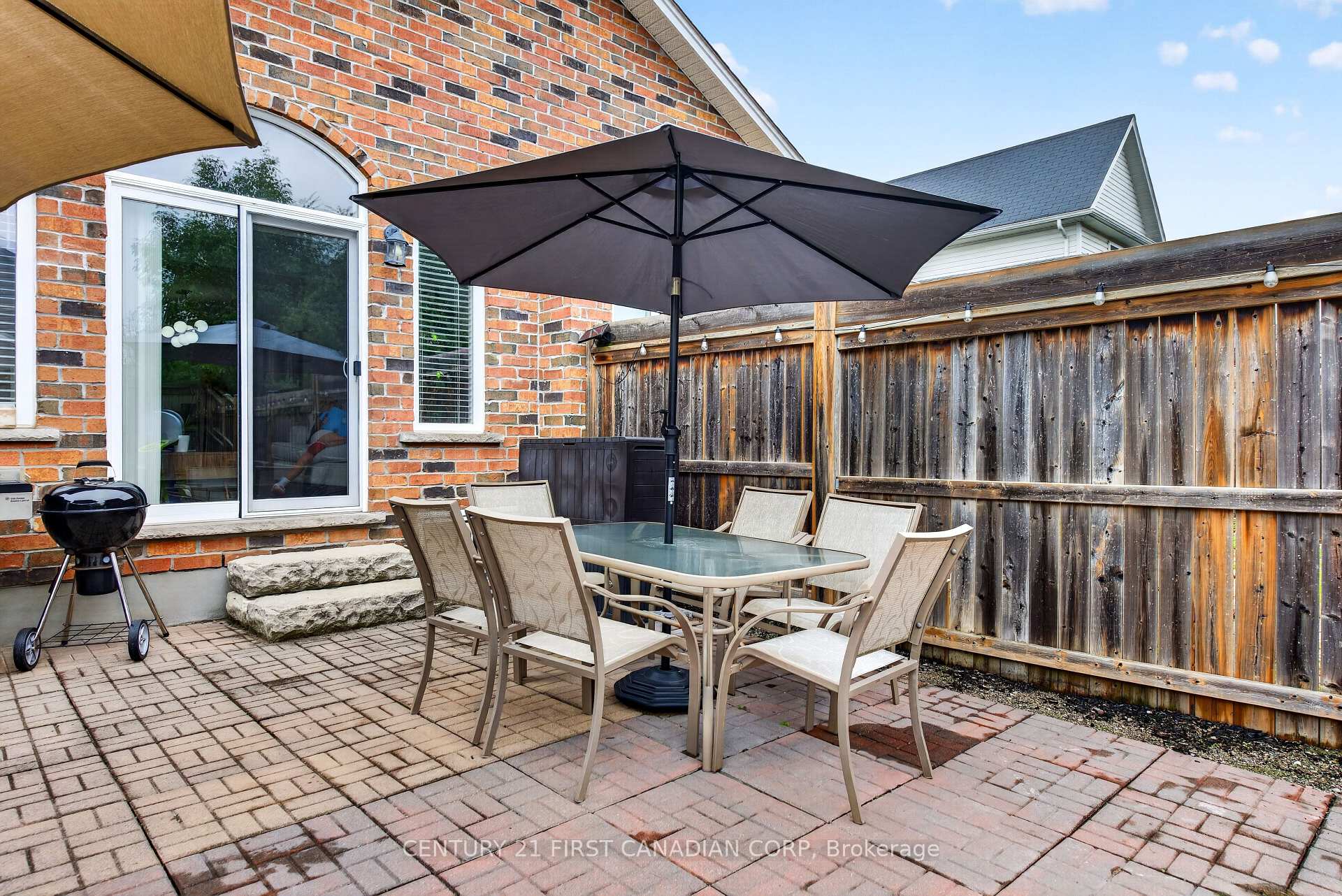 Photo 47 of 947 Silverfox Crescent E, London, North S — HOMEH