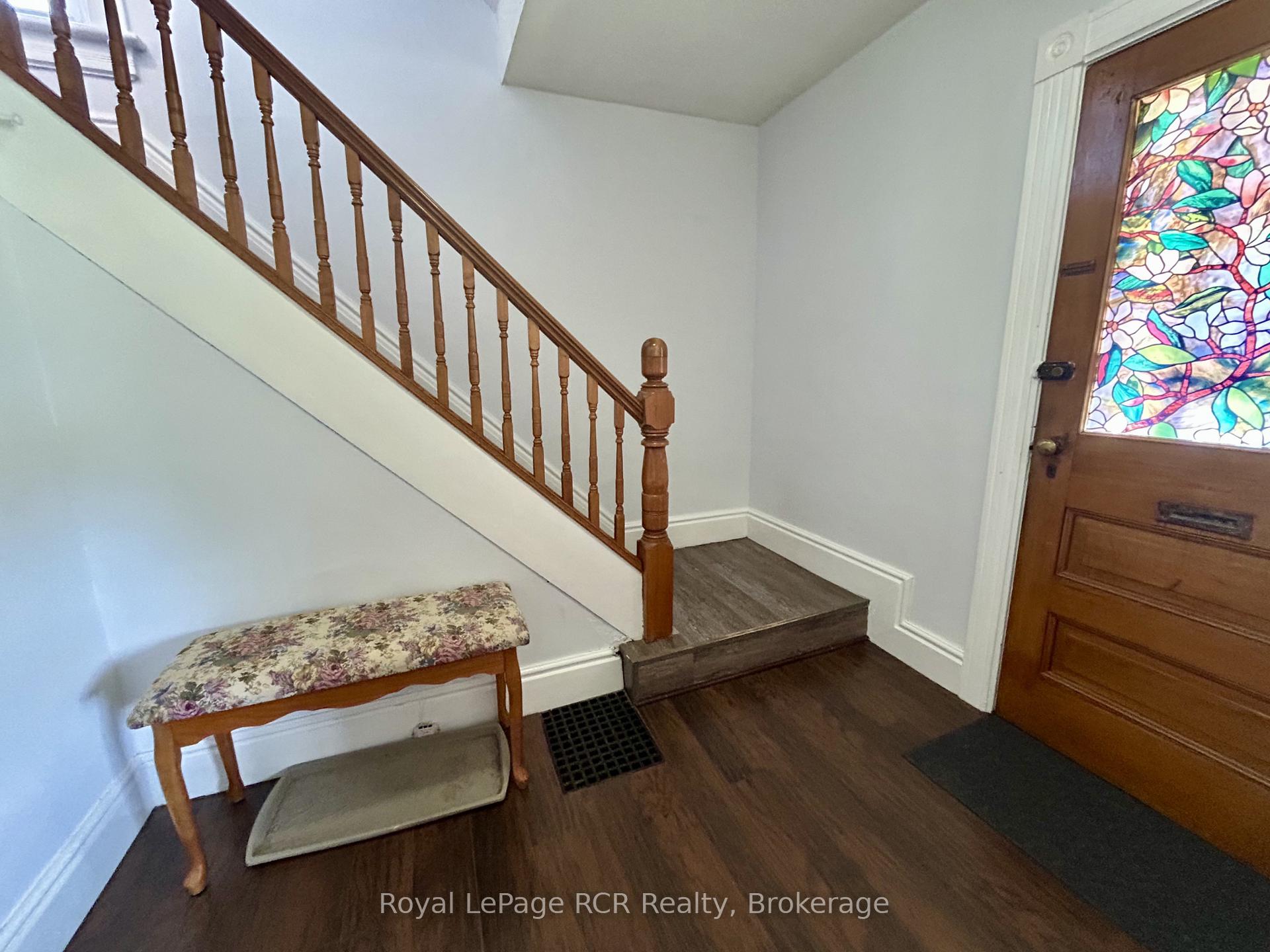 Photo 2 of 962 7th Avenue E, Owen Sound — HOMEH