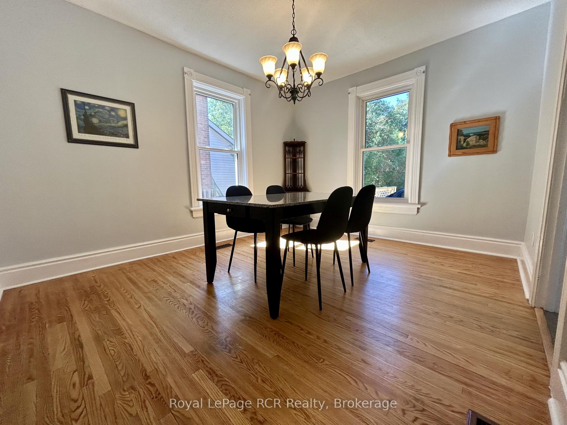 Photo 5 of 962 7th Avenue E, Owen Sound — HOMEH