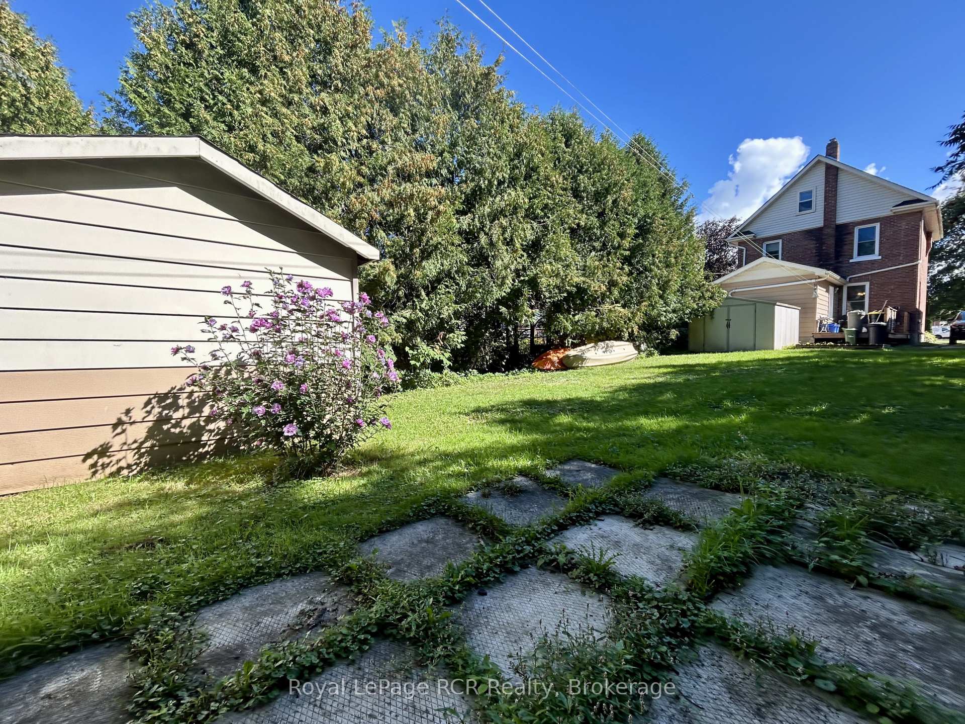 Photo 19 of 962 7th Avenue E, Owen Sound — HOMEH