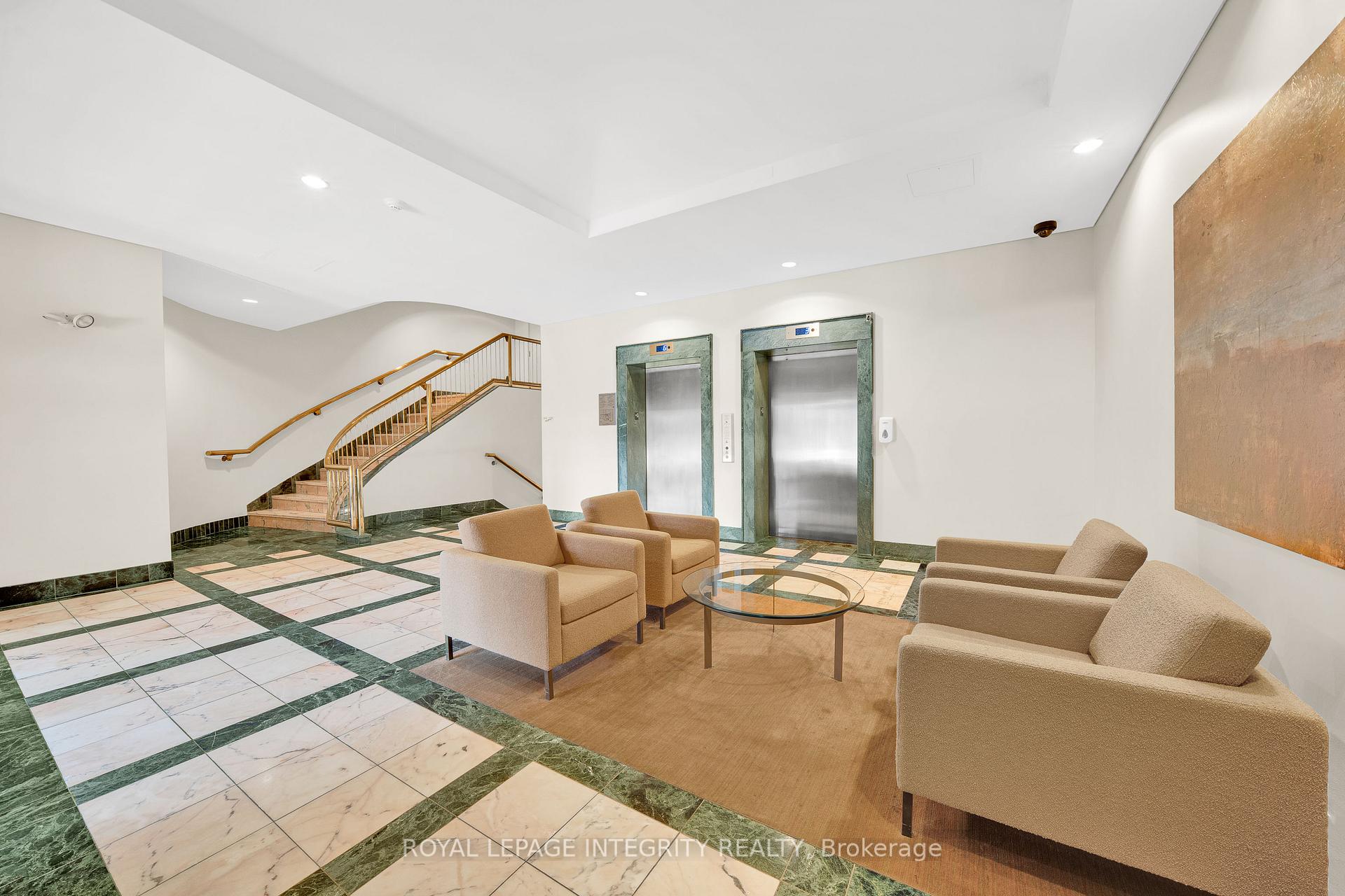 Photo 7 of Unit 217, 35 Murray Street, Ottawa, Lower Town/Byward Market — HOMEH