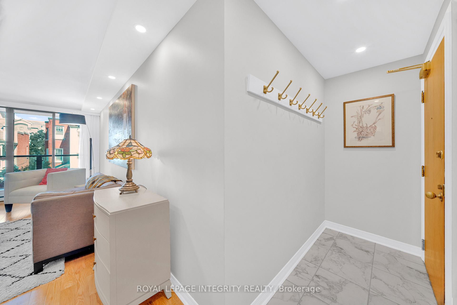 Photo 10 of Unit 217, 35 Murray Street, Ottawa, Lower Town/Byward Market — HOMEH
