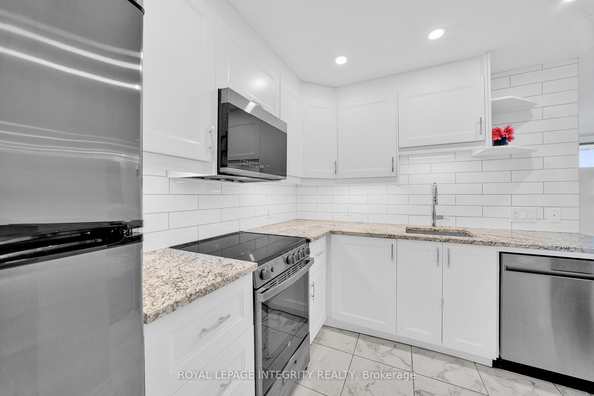 Photo 14 of Unit 217, 35 Murray Street, Ottawa, Lower Town/Byward Market — HOMEH