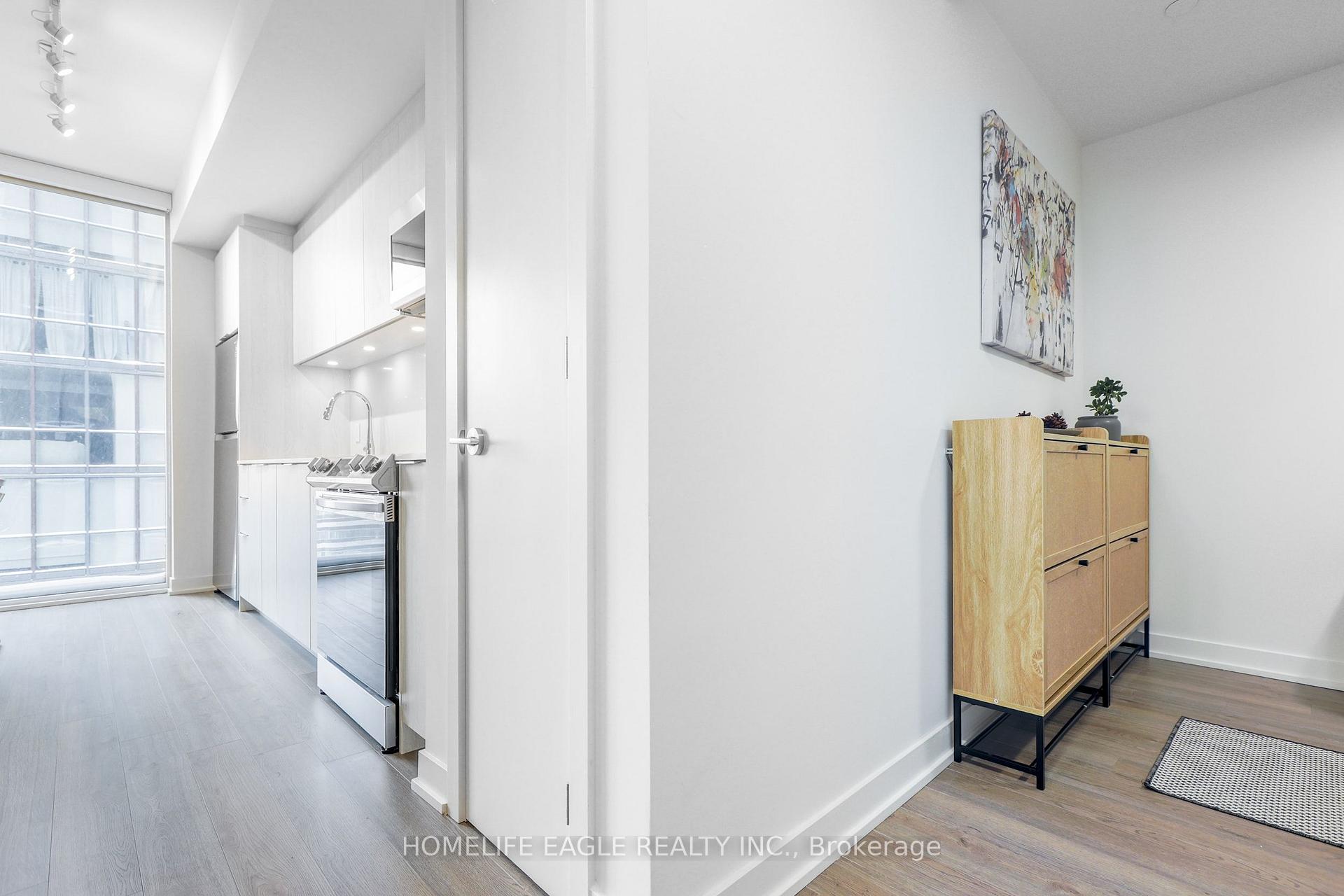 Photo 11 of Unit 1108, 357 King Street W, Toronto, Waterfront Communities — HOMEH