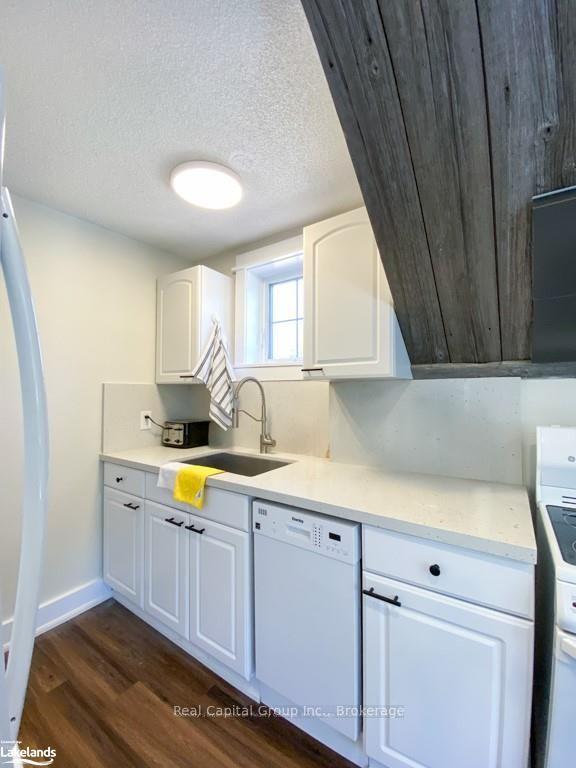 Photo 3 of Unit 3, 1502 Canning Road, Gravenhurst, Morrison — HOMEH