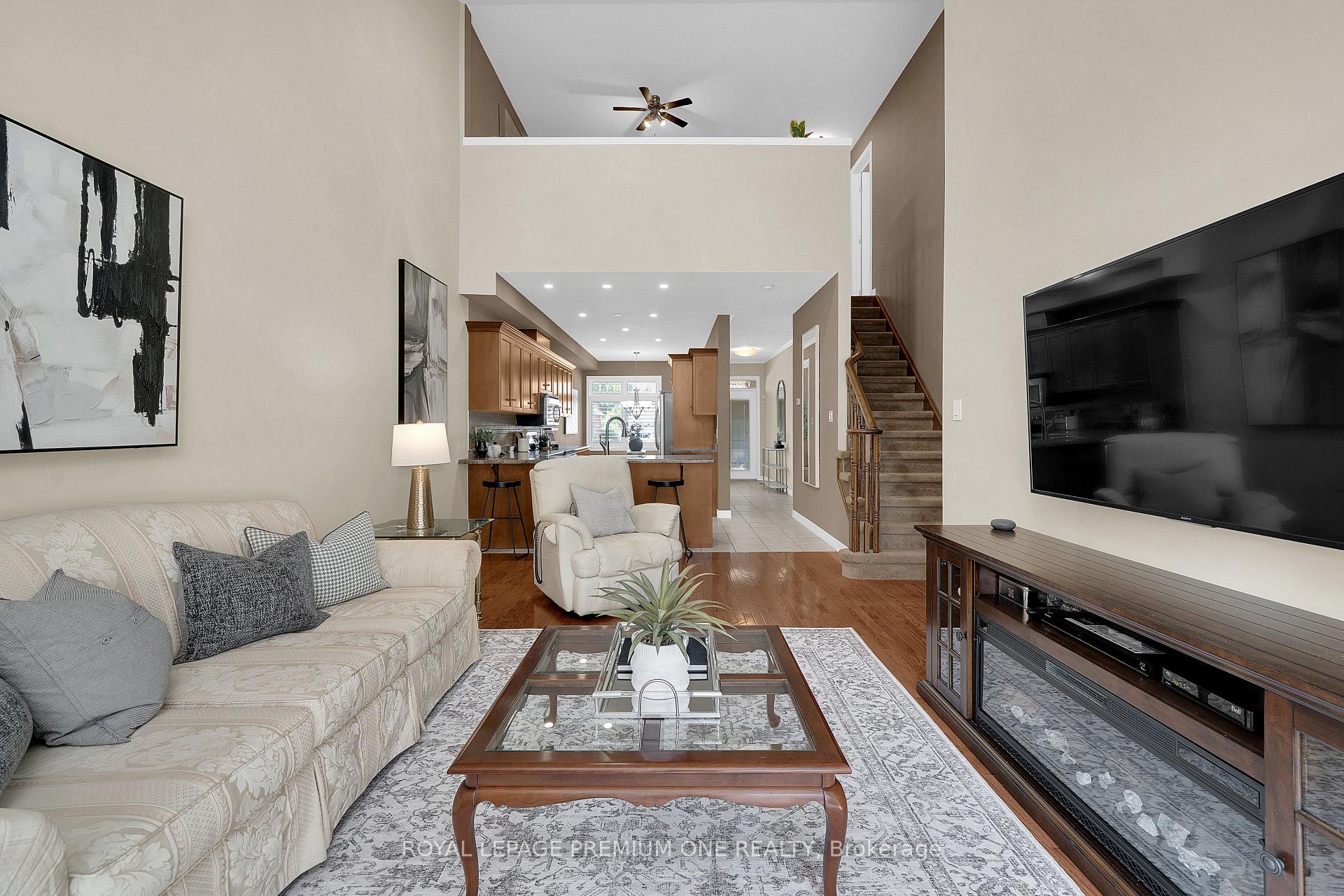 Photo 16 of 44 Conrad Place, Grimsby, Grimsby Beach — HOMEH