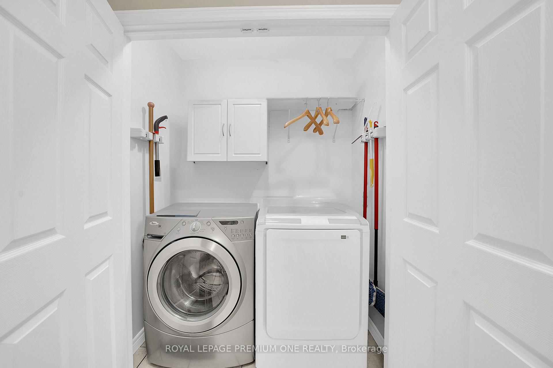 Photo 17 of 44 Conrad Place, Grimsby, Grimsby Beach — HOMEH