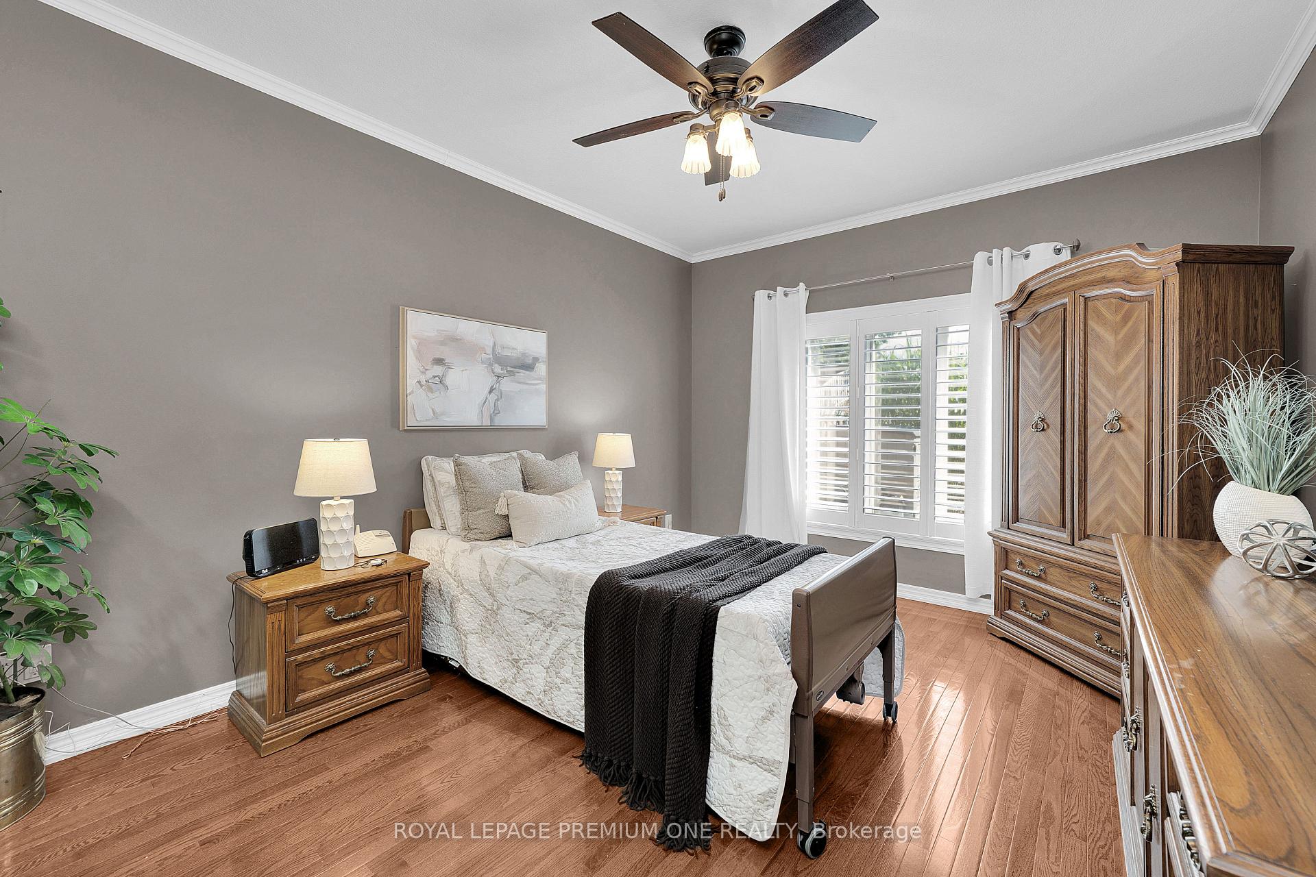Photo 18 of 44 Conrad Place, Grimsby, Grimsby Beach — HOMEH