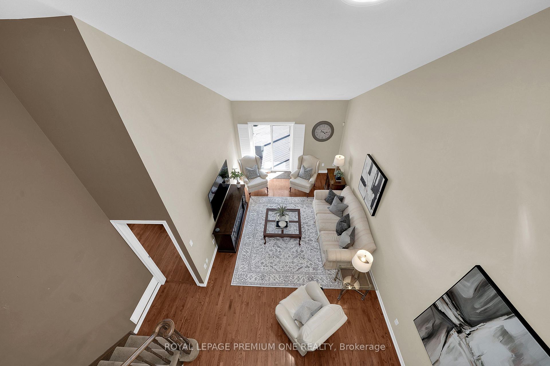 Photo 26 of 44 Conrad Place, Grimsby, Grimsby Beach — HOMEH