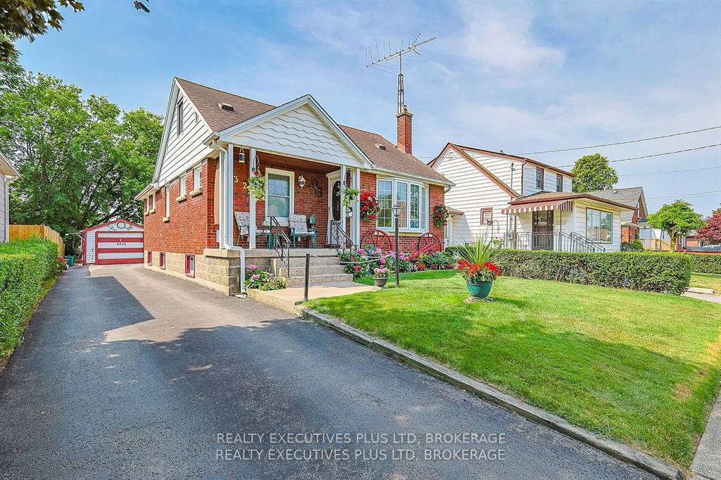 Photo 3 of 6322 Monroe Street, Niagara Falls, Dorchester — HOMEH
