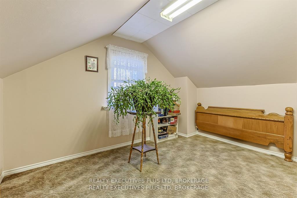 Photo 15 of 6322 Monroe Street, Niagara Falls, Dorchester — HOMEH