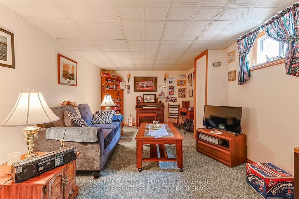 Photo 21 of 6322 Monroe Street, Niagara Falls, Dorchester — HOMEH