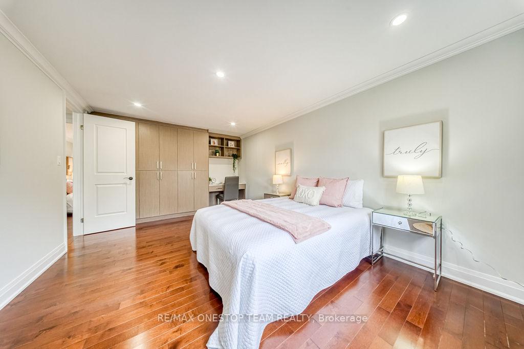 Photo 17 of 95 Sciberras Road, Markham, Unionville — HOMEH