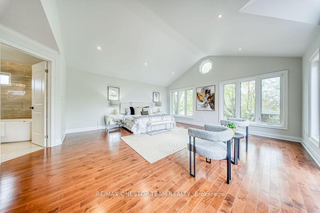 Photo 25 of 95 Sciberras Road, Markham, Unionville — HOMEH