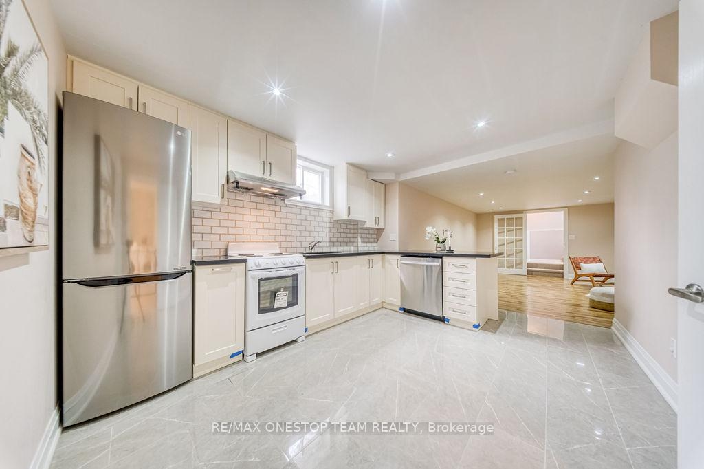 Photo 35 of 95 Sciberras Road, Markham, Unionville — HOMEH