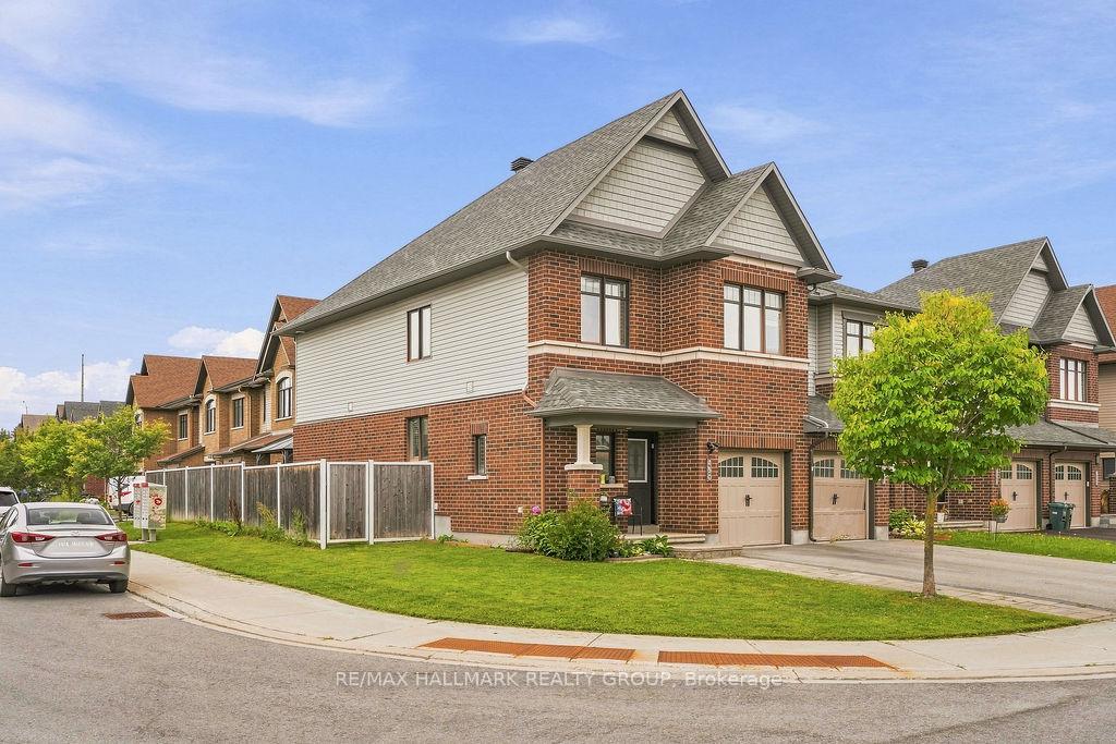 Photo 3 of 450 Brettonwood Ridge, Ottawa, Kanata - Kanata Lakes/Heritage Hills — HOMEH