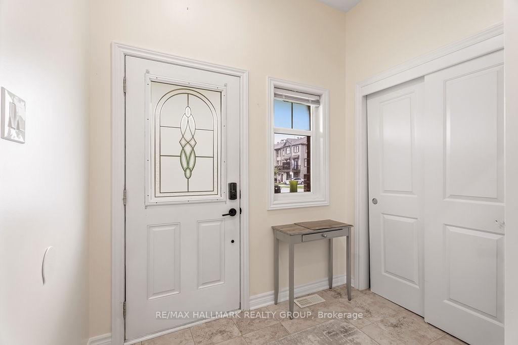 Photo 6 of 450 Brettonwood Ridge, Ottawa, Kanata - Kanata Lakes/Heritage Hills — HOMEH