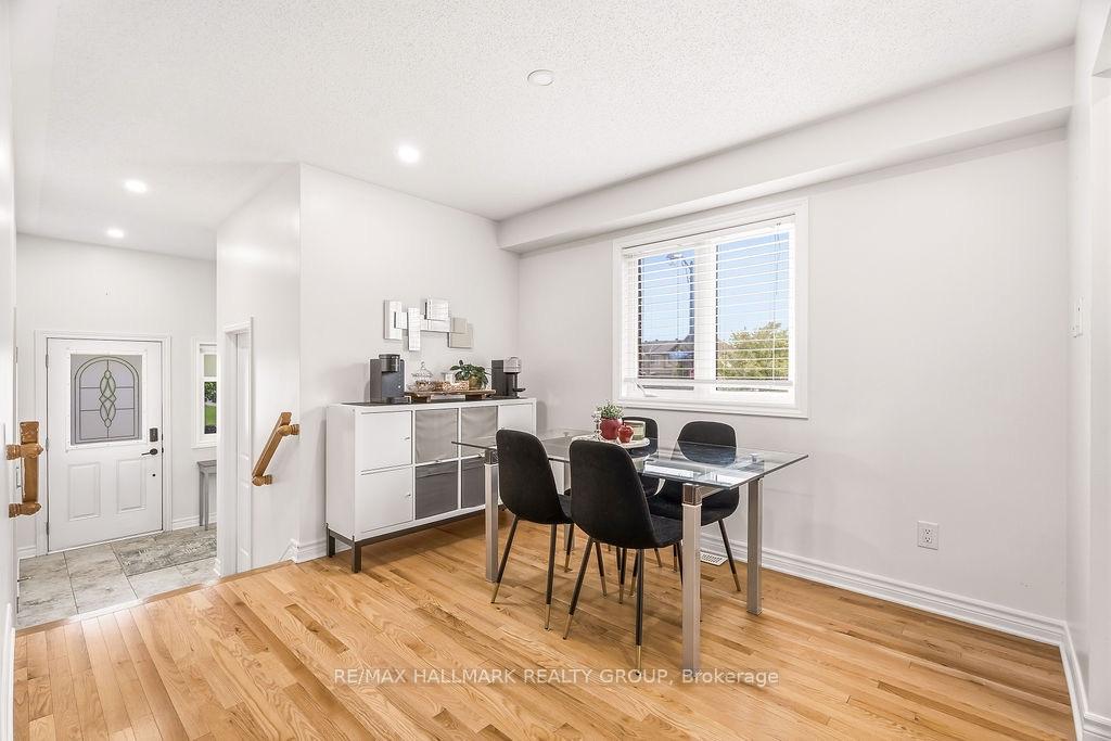 Photo 8 of 450 Brettonwood Ridge, Ottawa, Kanata - Kanata Lakes/Heritage Hills — HOMEH