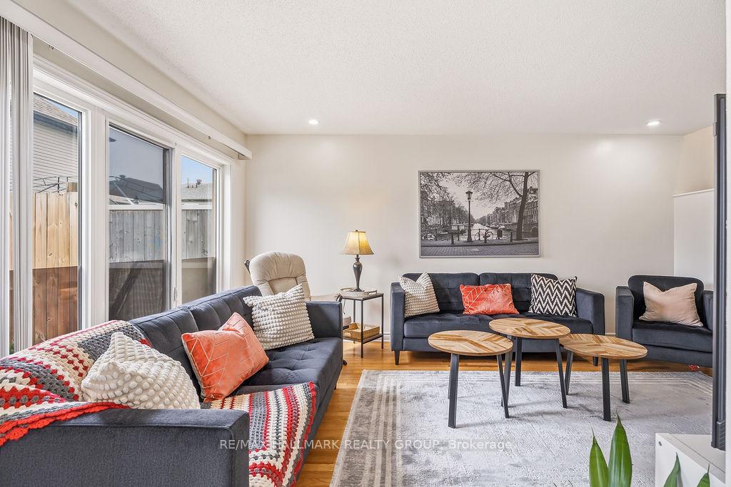 Photo 18 of 450 Brettonwood Ridge, Ottawa, Kanata - Kanata Lakes/Heritage Hills — HOMEH