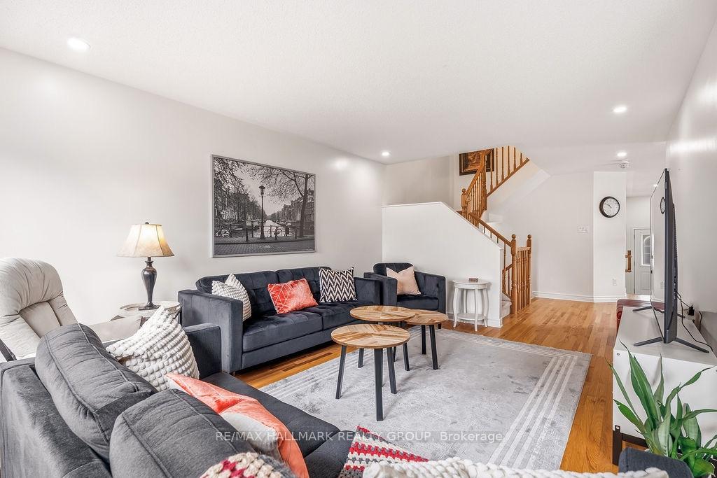Photo 20 of 450 Brettonwood Ridge, Ottawa, Kanata - Kanata Lakes/Heritage Hills — HOMEH