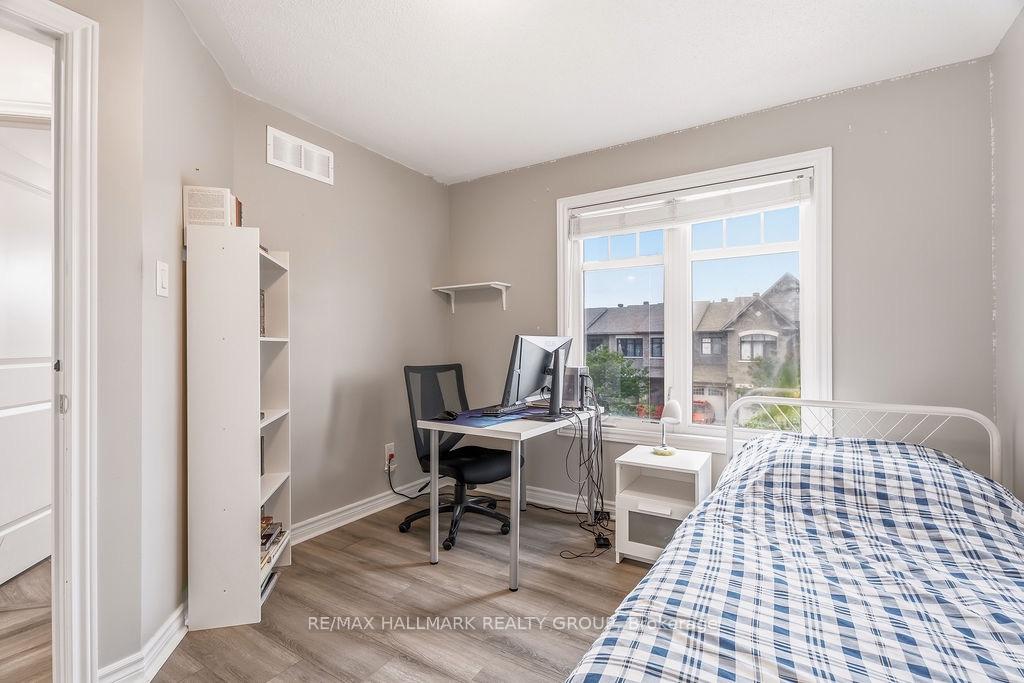 Photo 36 of 450 Brettonwood Ridge, Ottawa, Kanata - Kanata Lakes/Heritage Hills — HOMEH