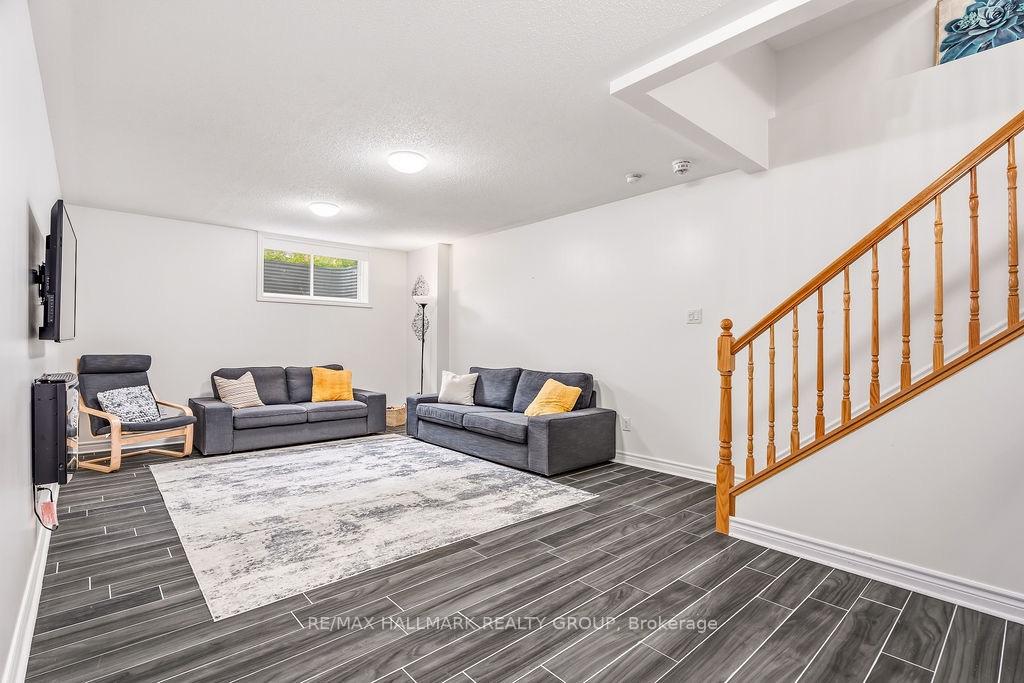 Photo 39 of 450 Brettonwood Ridge, Ottawa, Kanata - Kanata Lakes/Heritage Hills — HOMEH